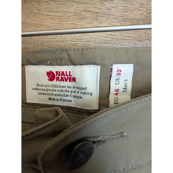 Fjällräven Abisko Shorts Mens 32 Green Cargo Pockets Hiking Tactical Outdoor NWT - Picture 3 of 3